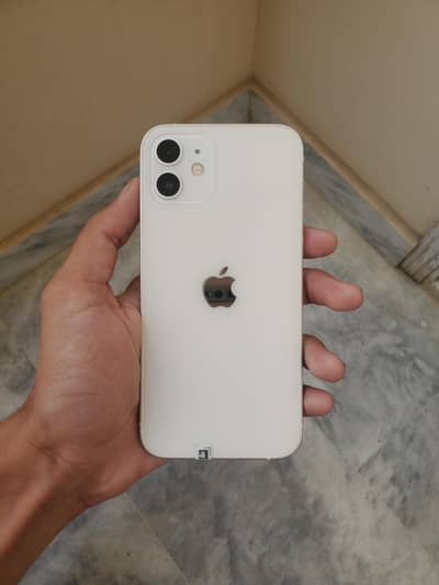Apple iPhone 12