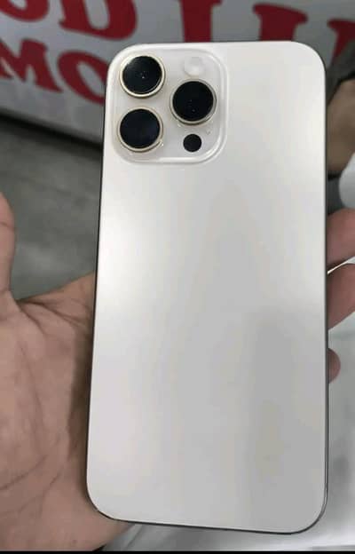 Apple iPhone 16 Pro Max