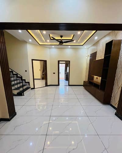 Aesthetic Good Location House Of 5 Marla For rent Is Available