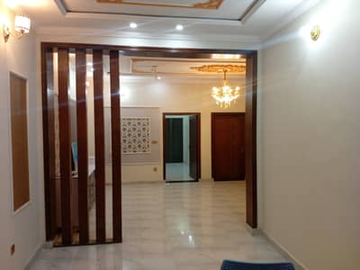 BRAND NEW 5 MARLA LOWER PORTION FOR RENT IN JOHAR TOWN