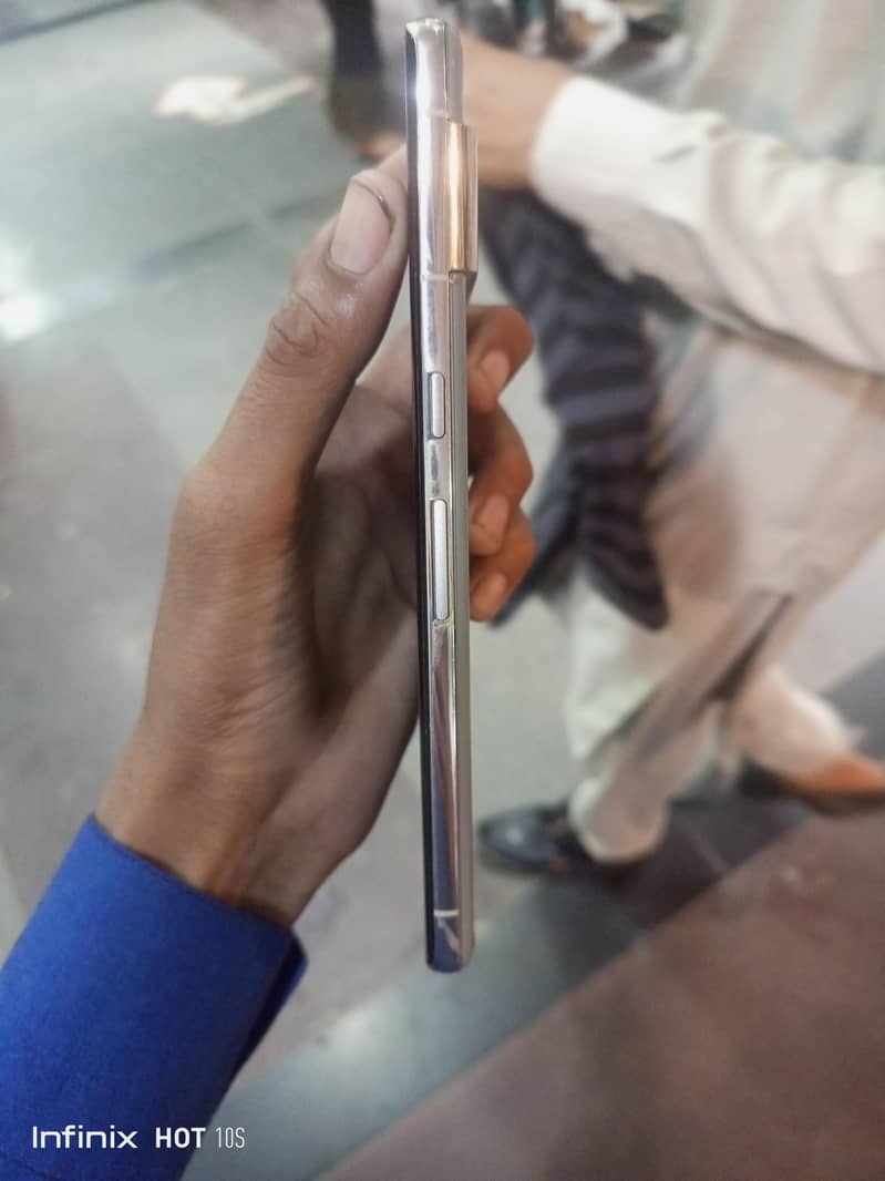 Google Pixel 7 Pro 4