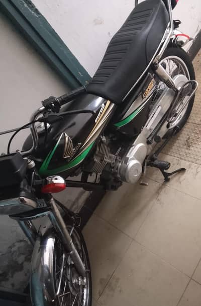 Good condition bike CG 125