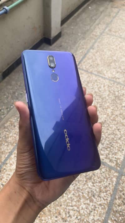 OPPO F11 6/128gb
