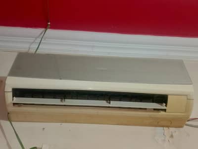 haier+Gree koi b kam nai hai sir hai mjhe inverter lena hai islye sale