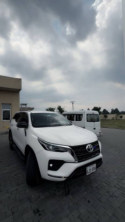 Toyota Fortuner G 2022