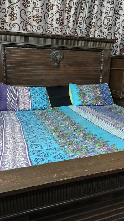 Bed set for sale solid wood