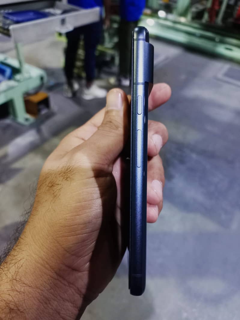 Google Pixel 8 2