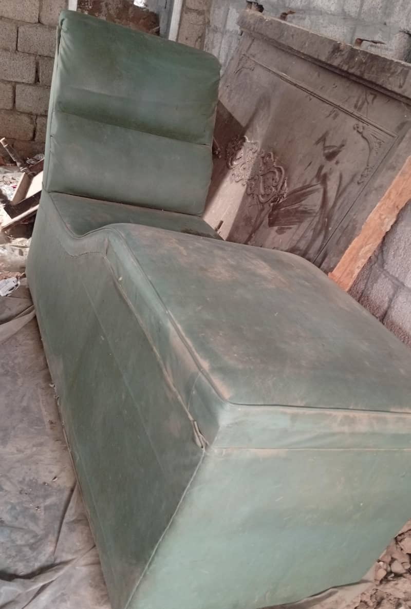 deewan typ sofa 1