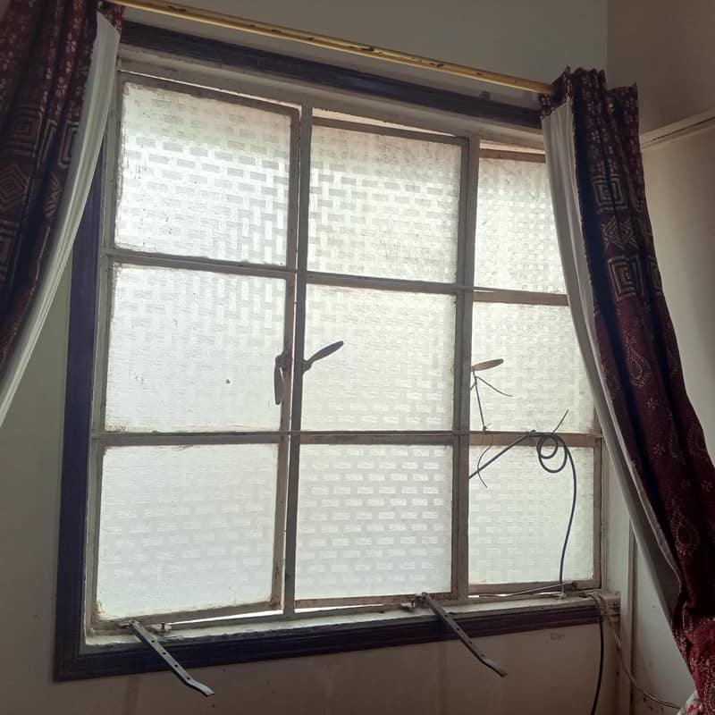 window  8