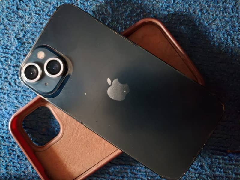 Apple iPhone 13 1