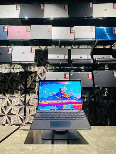 Microsoft Surface Pro 8 | i5-11th | 16/256 | 13" | COD All Over PAK