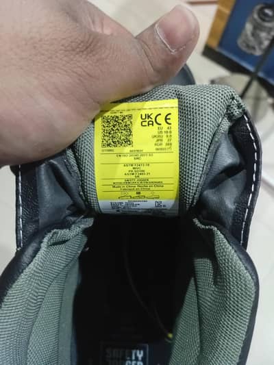 safety shoes