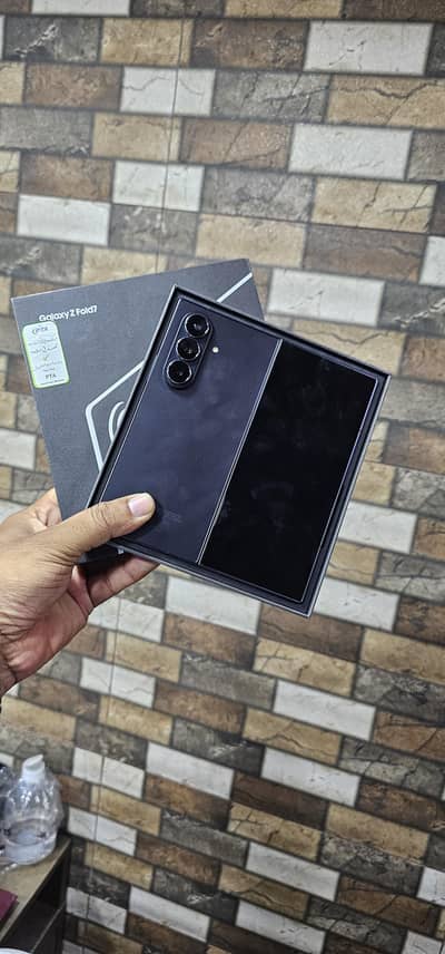 Samsung Mobile Z Fold 7 black  12/512