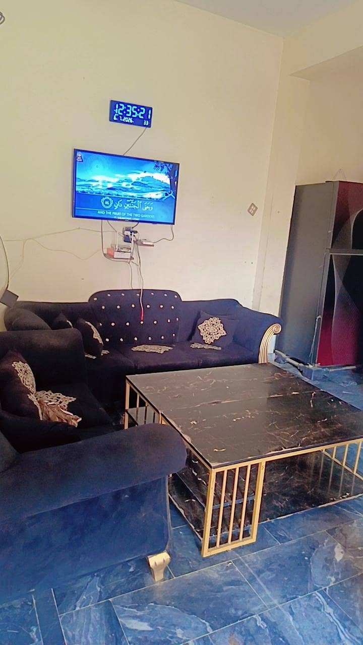 Great condition sofa set 14