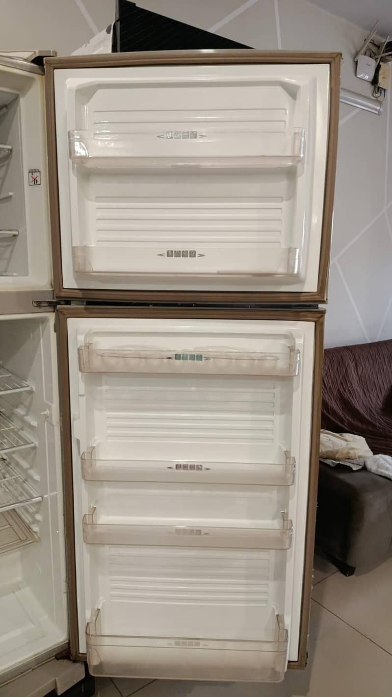 Dawlance Refrigerator 3