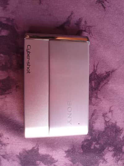 I'm selling my beloved camera Sony DSC-T70