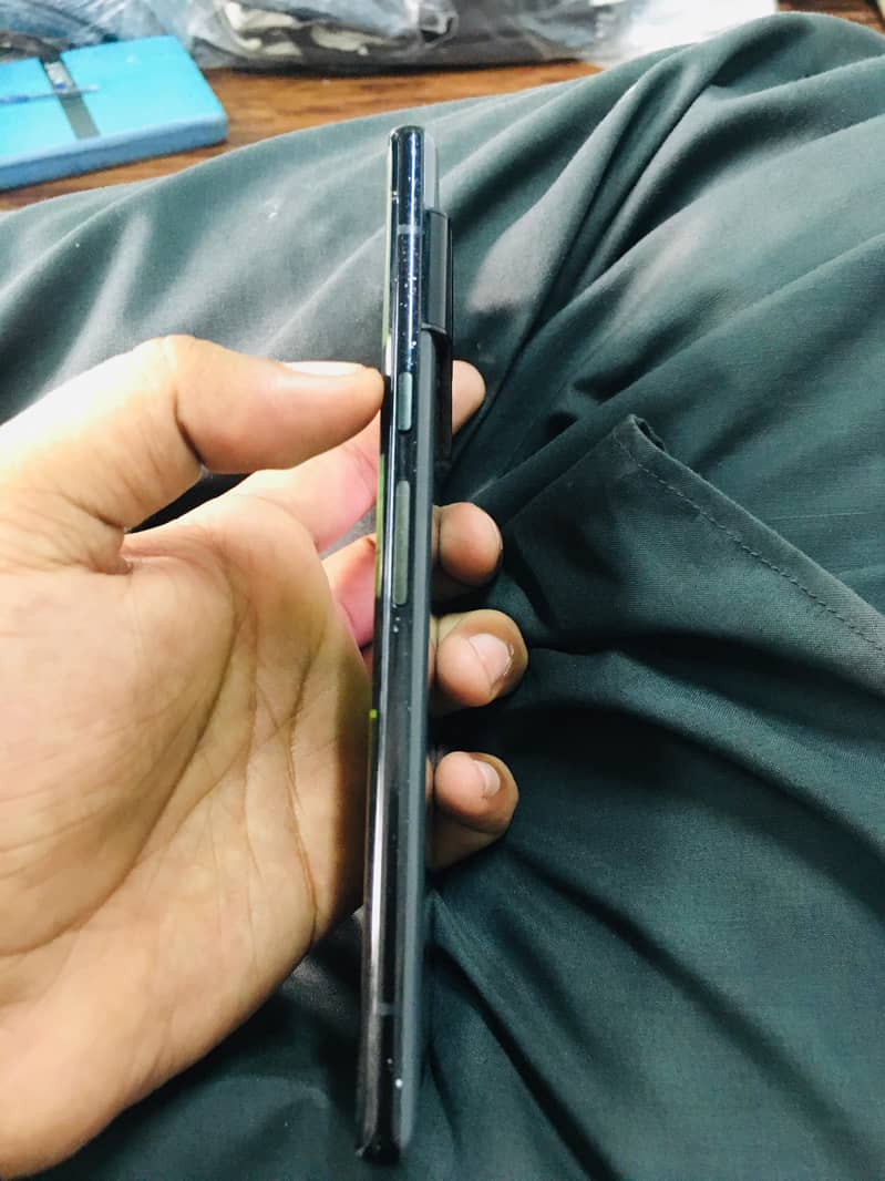Google Pixel 6 Pro 2