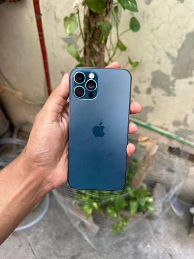 Apple iPhone 12 Pro