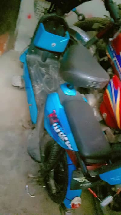 electric scooty for sale