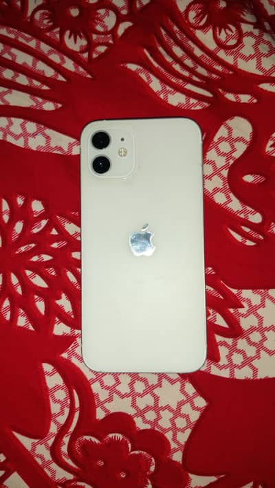 Apple iPhone 12