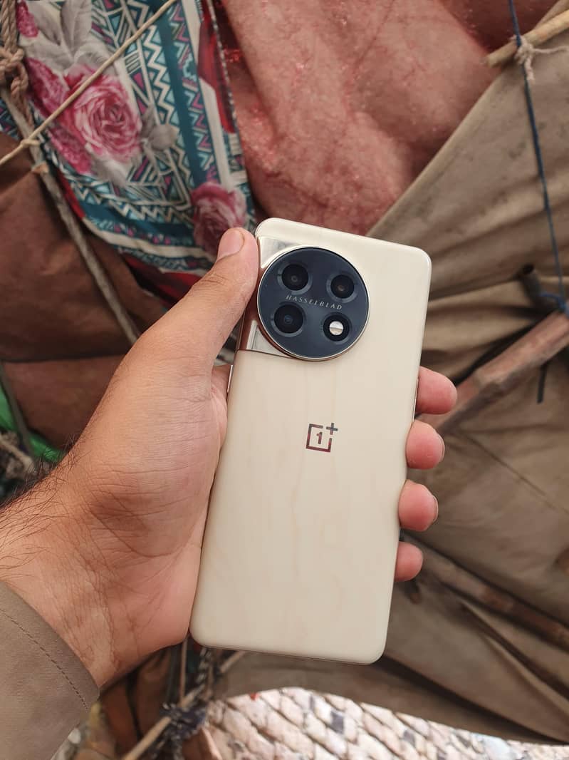 One Plus 11 1