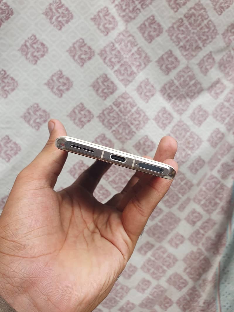 One Plus 11 8