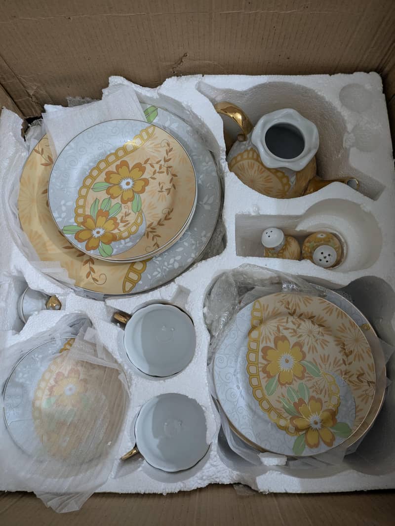 Dinner set 7