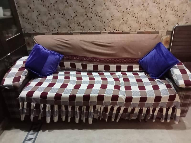 sofa and bed 0
