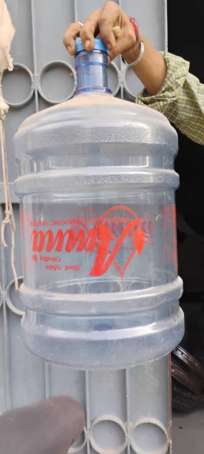 19 Litre Water Bottle ( For Sale )