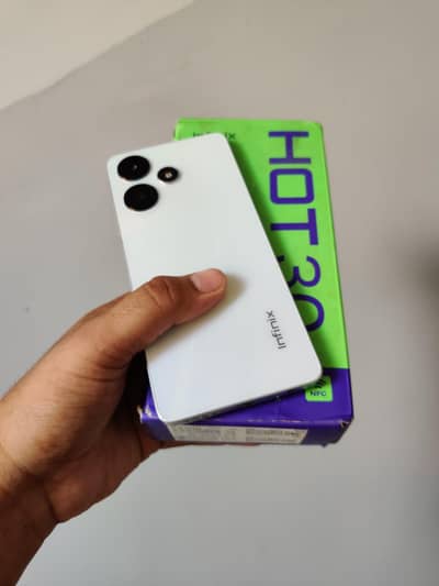 Infinix Hot 30 8+8/128GB duel sim official pta approved with box