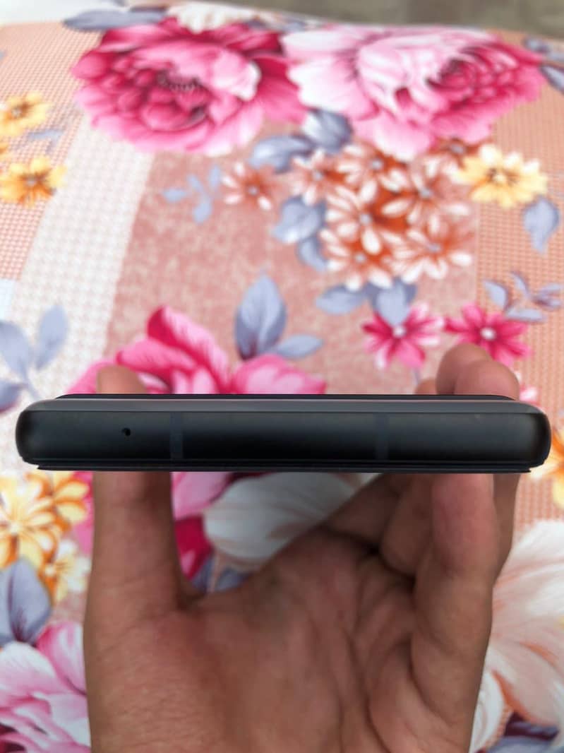 Google Pixel 6a 4