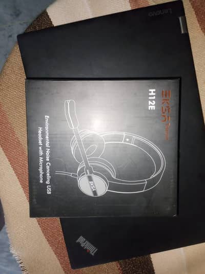 Noise cancelation Head phones