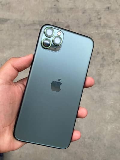 Iphone 11 pro max (midnight green)  10/100 condition [256gb]