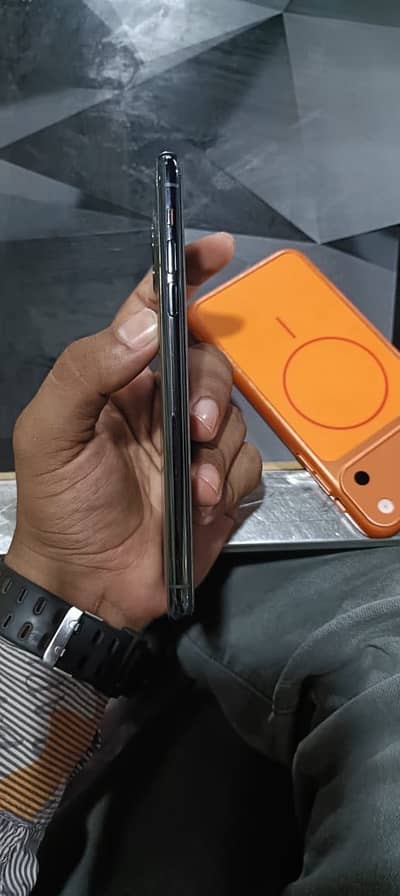 Apple iPhone 11 Pro Max Pta Approved dual physical