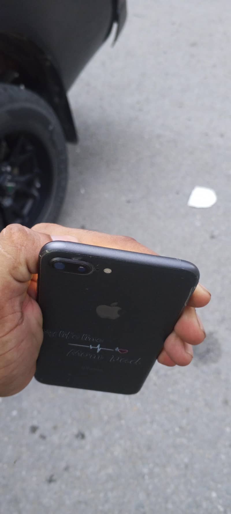 Apple iPhone 8 Plus 0
