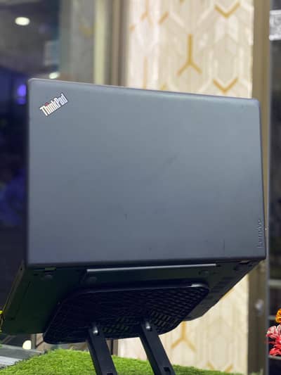 Lenovo E570 i5/7th Gen 8gb/128gb Laptop