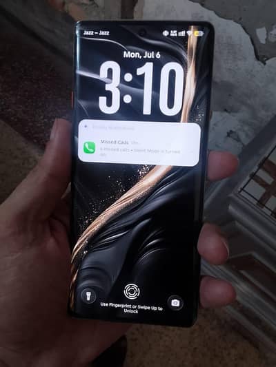 Tecno CAMON 40 Pro bohat hi munasib rate