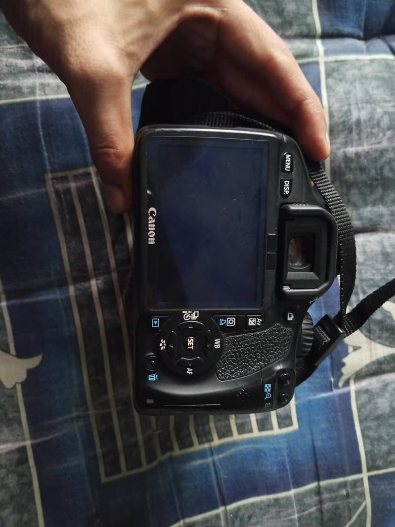 Canon EOS 550D 3