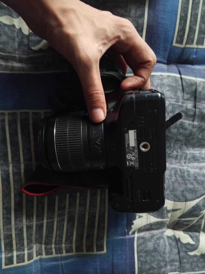 Canon EOS 550D 4