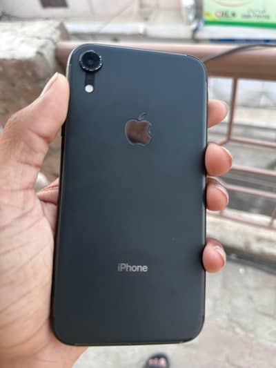 iPhone XR 128GB