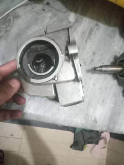 HEAD CYLINDER WAIT BACK TYRE 70