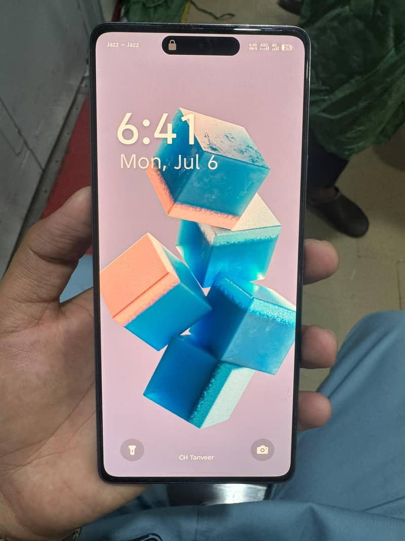 Tecno CAMON 30 1