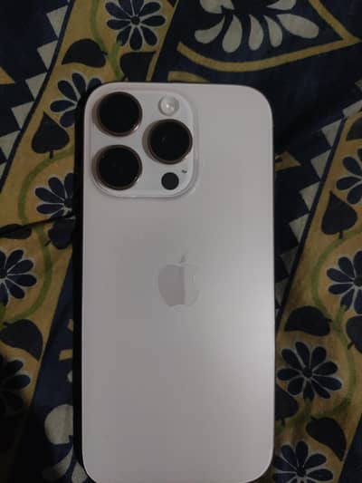 Apple iPhone 16 Pro