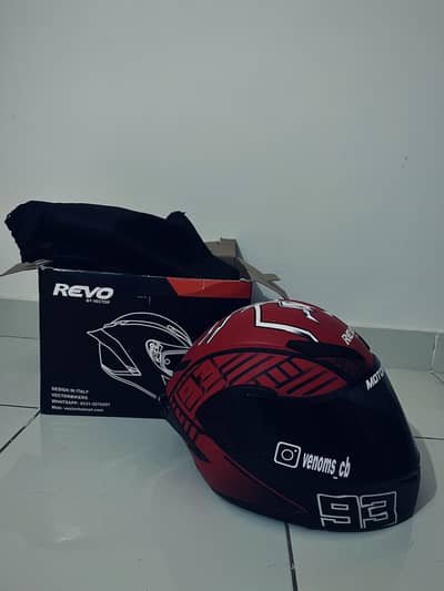 Revo 93 helmet dot approved