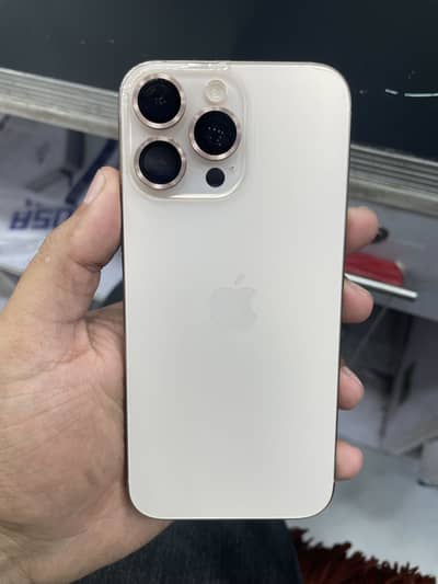 Apple iPhone 16 Pro Max