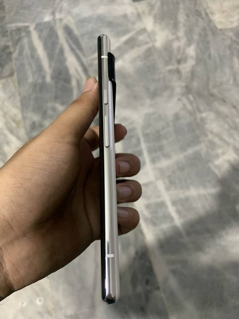 Google Pixel 6 Pro 4