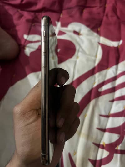 Apple iPhone XS