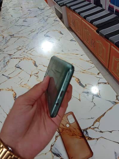 Infinix Hot 11 Play