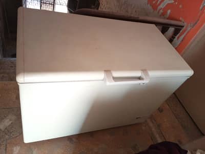 Haier Chest Freezer HDF-405SD | Excellent Condition 10/10 Urgent Sale