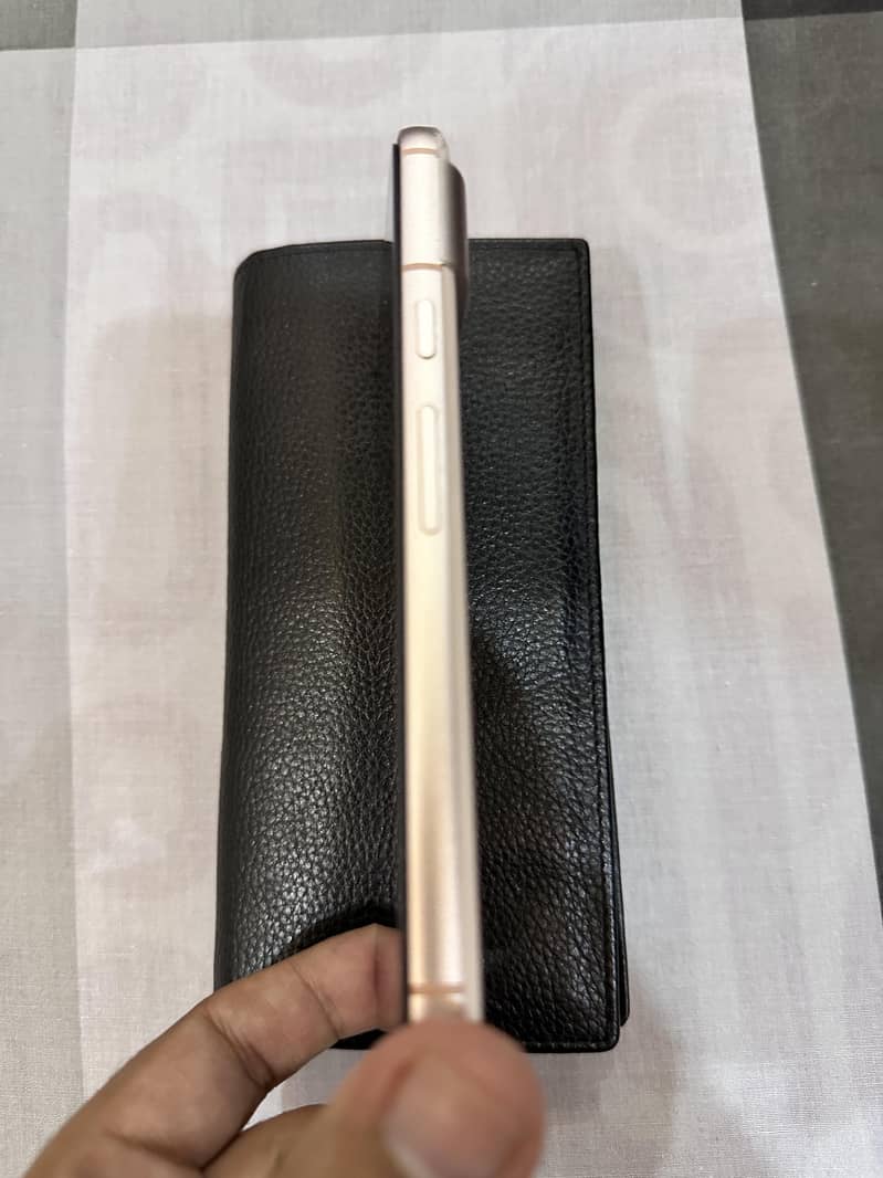 Google Pixel 8 3